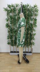 Kadın Tek Omuzdan Açık Beli Lastikli Desenli Süprem Tulum