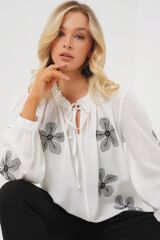Uzun Kol Nakışlı Örme Bluz 951 - Beyaz