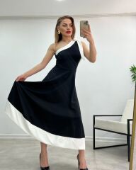 Kadın Tek Omuzu Açık Omuzlardan Kurdela Detaylı çift Renkli Ithal Krep Elbise