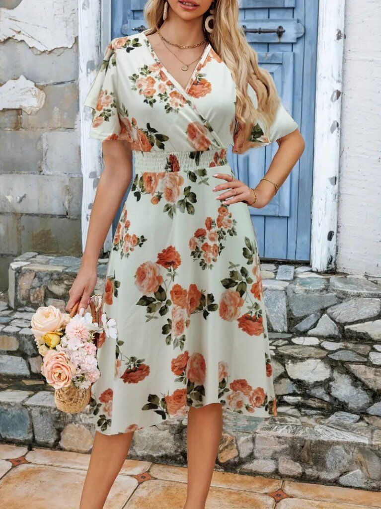 Kadın Kısa Kollu Kruvaze Yakalı Desenli Süprem Kısa Elbise