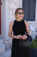 Kadın Omuzlardan Açık Arkadan Aksesuar Detaylı Yırtmaçlı Janjan Krep Elbise