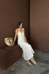 ASKILI UZUN SALAŞ MÜSLİN ELBİSE - Beyaz