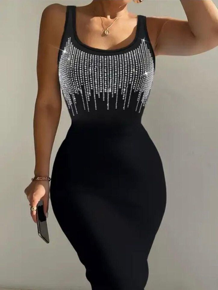 Kadın Omuz Askılı U Yaka Taş Detay Midi Boy Elbise