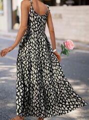 Kadın Askılı Yuvarlak Yaka Fırfırlı Desenli Uzun Bürümcük Elbise