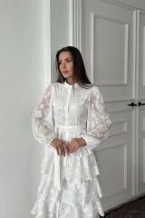 Beyaz Valonlu Şeritli Kat Kat Elbise