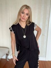 Kadın Yarasa Kol Dijital Baskı Detay Bluz Ve Yanı şerit Detay Kristal Kumaş Pantolon Ikili Takım