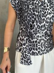 LEOPAR DESEN YANDAN BAĞLAMA DETAYLI BLUZ - Gri