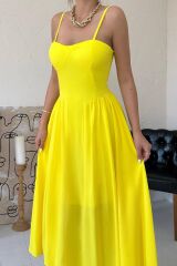 Sarı Göğüs Kuplu Uzun Büzgülü Elbise