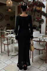 Püskül Bağcık Detaylı V Yaka Ajurlu Elbise 2850