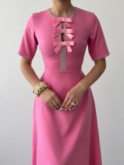 Wera Taşlı Fiyonk Detaylı Elbise