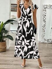 Kadın Kısa Kelebek Kollu Kruvaze Yaka Desenli Süprem Elbise