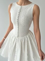 Yema Düğme Detaylı Elbise