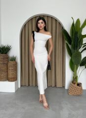 Jovani Omuz Detaylı Elbise