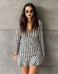 Kadın Uzun Kollu Kruvaze Yaka Kazayağı Mikro Mini Boy Elbise