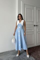 Mavi Gül Detaylı Atlas Elbise