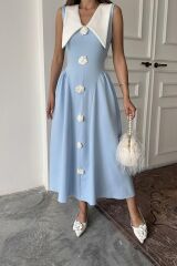 Mavi Gül Detaylı Atlas Elbise