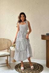 Siyah Omuzdan Bağlamalı Çizgili Elbise