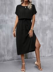 Kadın Kısa Kollu Yakası Açık Belden Bağlamalı Yırtmaçlı Viskon Elbise