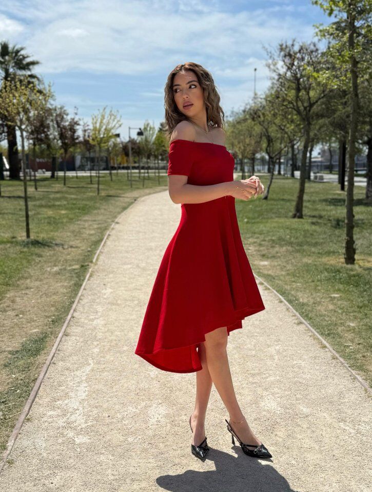 Kadın Kısa Kollu Madonna Yaka önü Kısa Arkası Uzun Ithal Krep Elbise