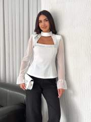 Kolları Şifon Göğüste İnci Boncuk Detaylı Bluz - Beyaz