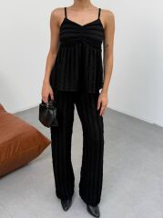 Kadın Siyah Dokulu Askılı Üst Ve Bol Paça Pantolon 2’li Takım