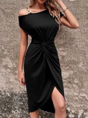 Kadın Kısa Kollu Omuzlardan Askılı önde Sarmal Detaylı Asimetrik Kesim Midi Viskon Elbise