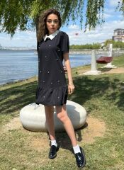 Kadın Kısa Kollu Yakalı Inci Detaylı Kısa Ithal Krep Elbise