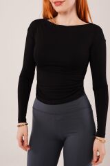 Yaka Detay Uzun Kollu Basic Siyah Bluz