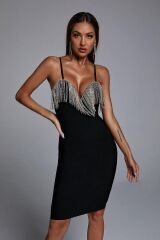 Kadın Omuz Askılı Derin Göğüs Dekolteli Zincir Detay Mini Elbise