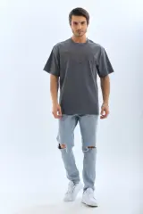 Unisex Oversize Taşlı Bisiklet Yaka T-Shirt - Füme