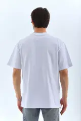 Unisex Oversize Taşlı Bisiklet Yaka T-Shirt - Beyaz