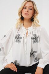 Uzun Kol Nakışlı Örme Bluz 951 - Beyaz