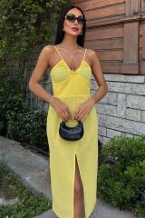 Göğsü Aksesuarlı Önü Yırtmaçlı Elbise 2899