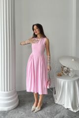 Pembe Yanları Büzgülü Midi Boy Keten Elbise