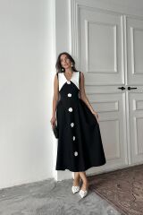 Siyah Gül Detaylı Atlas Elbise