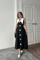 Siyah Gül Detaylı Atlas Elbise