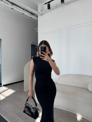 Kolsuz Uzun Likralı Elbise - Siyah