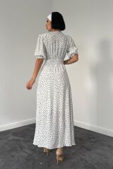 Beyaz Arka Ve Bel Ucu Gipeli Elbise