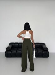 Üç Düğme Detayli Palazzo Pantolon