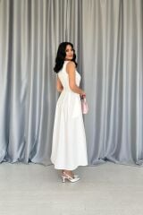 Beyaz Önü Dantel Detaylı Kemerli Elbise