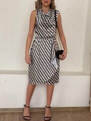 Kadın Degaje Yaka önden çapraz Detay Saten Midi Elbise