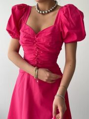 Kare Yaka Düğmeli Elbise