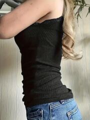 Kadın Askılı Yuvarlak Yaka Dantel Detay Kaşkorse Bluz