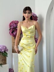 Dora Çiçek Detaylı Elbise