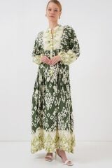 2423 Otantik Desenli Tesettür Elbise - B. Haki