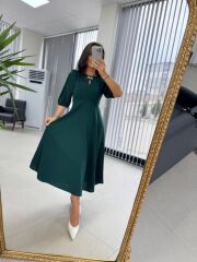 Kadın Kısa Kollu Bisiklet Yaka Fiyonk Broşlu Midi Janjan Krep Elbise