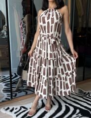 Kadın Viskon Kumaş Ip Askılı Halter Yaka Cepli Midi Boy Elbise