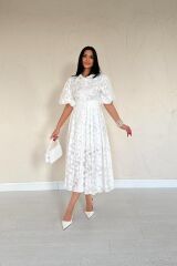 Ekru Kemerli Balon Kollu Elbise