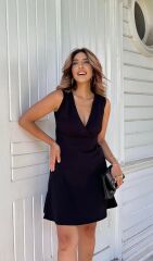 Kadın Kalın Askılı Kruvaze Yaka Eteği Volanlı Krep Elbise