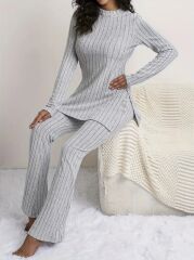 Kadın Uzun Kollu Yuvarlak Yaka Yandan Yırtmaç Detaylı şardonlu Kaşkorse Bluz Ve Pantolon Ikili Takım